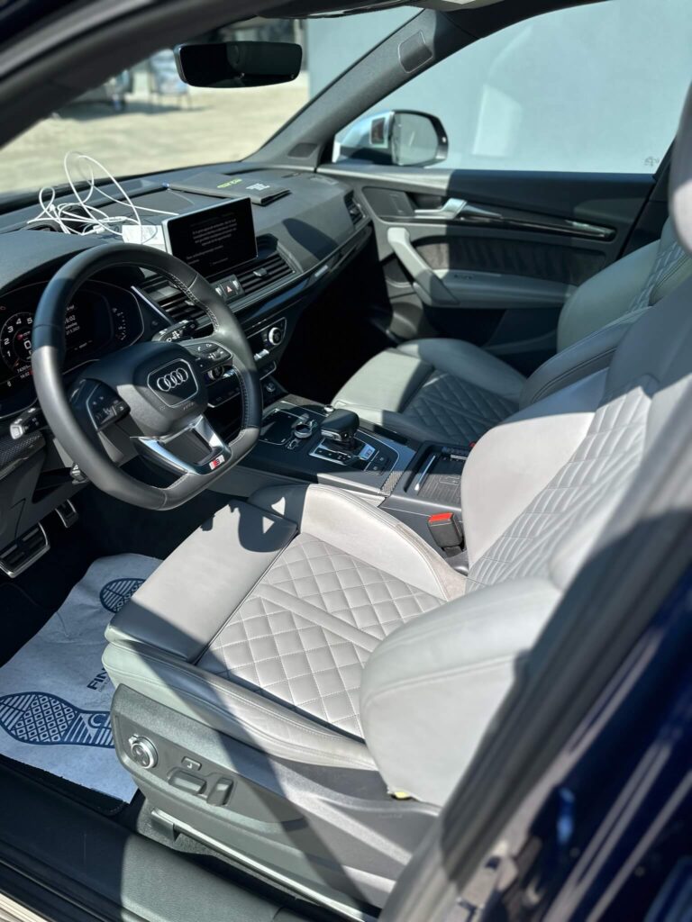 audi interieur volledig showroomnieuw gereinigd