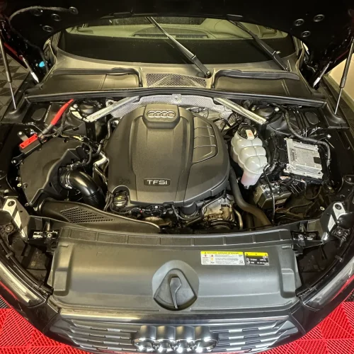 motorruimte reiniging audi